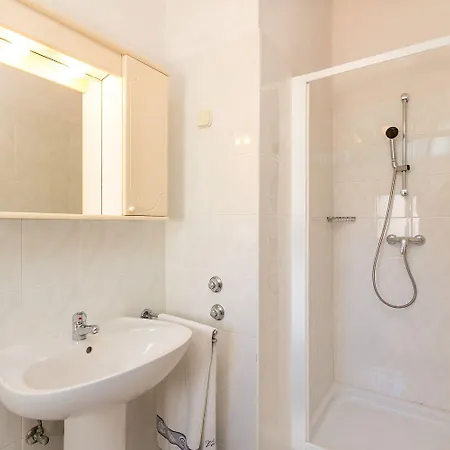 Studio-ferienwohnung Zum Sandstrand Sind Es 800 Meter Mit Kueche, Bad, Klima, Pool, Grillplatz